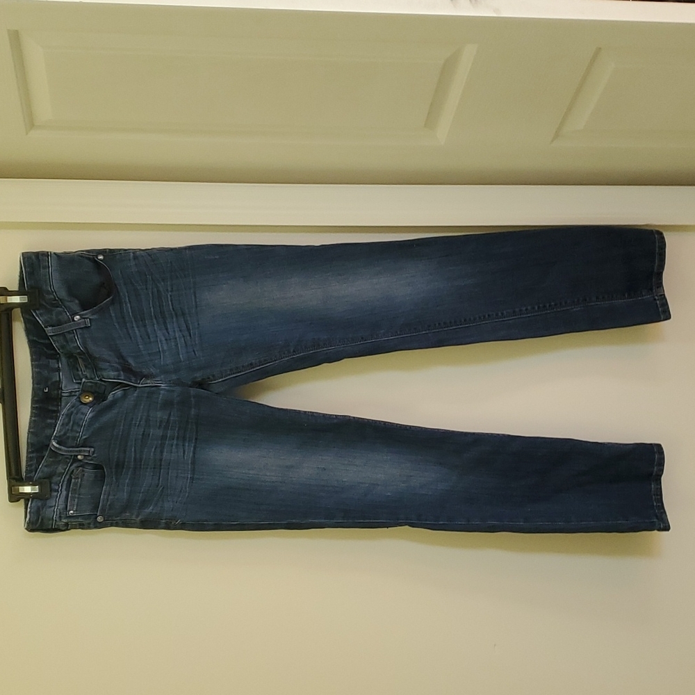 Express stretch jeans size 6 short.